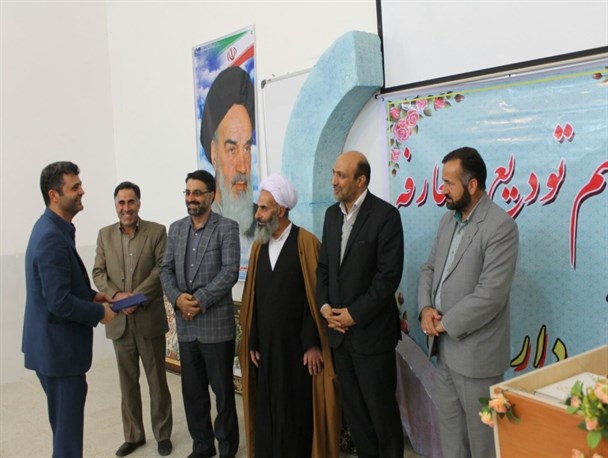 پیگیر معضلات راه برزک هستیم