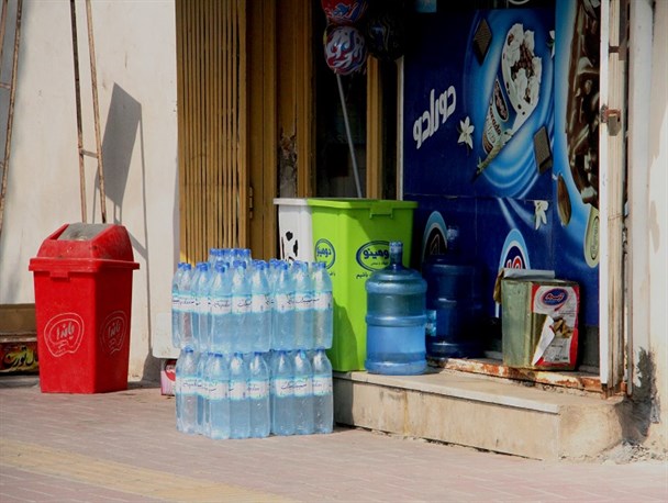 فروش آب معدنی با چاشنی سرطان در بندرعباس
