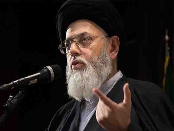 دلائل نامه نگاری رهبرمعظم انقلاب خطاب به جوانان غرب