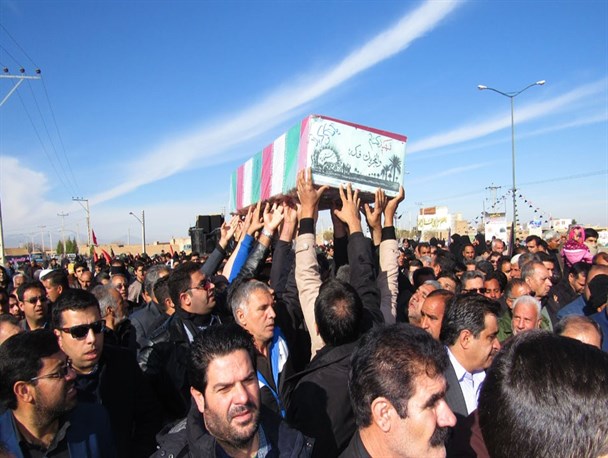 پیکر مطهر دو شهید گمنام در نطنز تشییع شد+ تصاویر