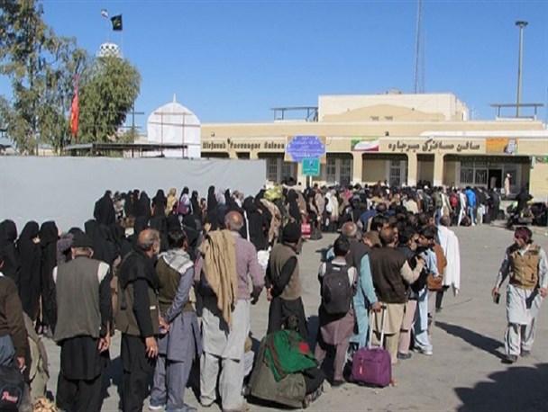 بازگشت زائران پاکستانی اربعین حسینی از طریق پایانه مرزی میرجاوه +تصاویر