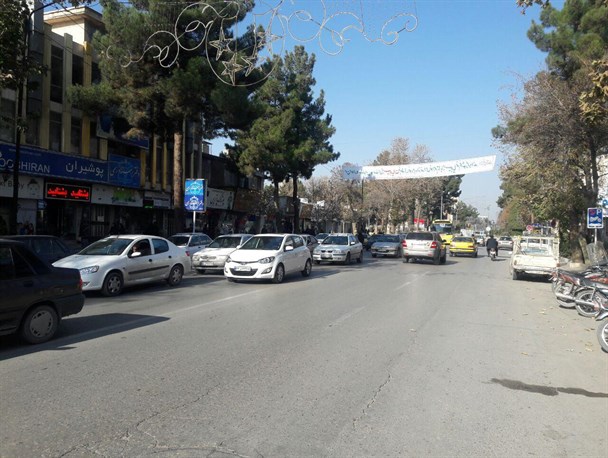 گره کور ترافیک نیشابور باز می‌شود؟/ اتوبوس‌هایی که عامل ترافیک شده‌اند