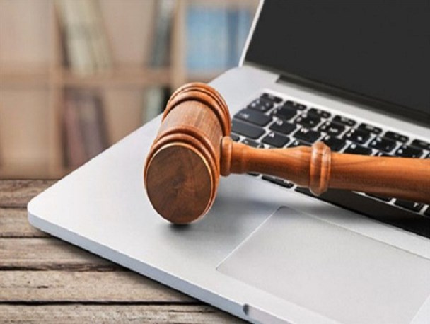 لزوم آشنایی قضات با قوانین و جرائم رسانه/ برخی افراد فقط نام خبرنگار را یدک می‌کشند