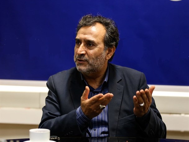 اعتراض به گرانی و اختلاس به‌حق است/مبارزه با فساد مهمترین وظیفه مسئولان در قبال معترضان/ سرویس‌های امنیتی بیگانه، سوار بر موج اعتراضات مردمی