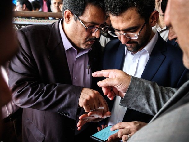 تلگرام «صحنه گردان» آشوب های خیابانی/ آقای وزیر؛ بحث توییتری با مسئول تلگرام راهکار اساسی نیست