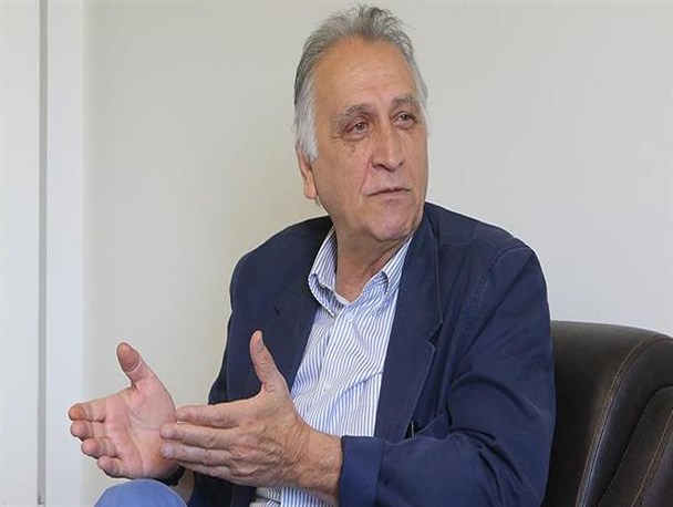مال خورهای سینما حتی حاضرند صاحب آثار خوب را نابود کنند/ مافیای سینما قلاده های طلا را تحریم و تخریب می کند