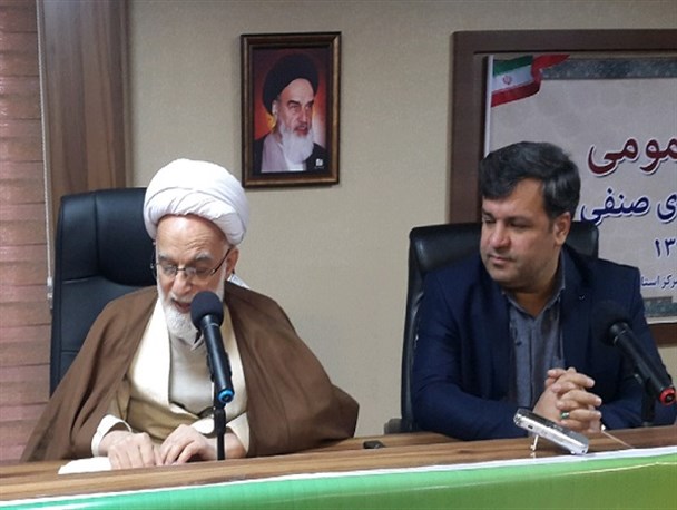 سران فتنه در سال ۸۸ دچار یک بیماری روشن فکرانه شده بودند/ بهره‌وری پایین بزرگ‌ترین مشکل اقتصاد کشور است