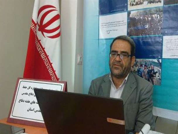 اقدام شهید سلیمانی برای زلزله‌زدگان زیرکوه/ امنیت شرق کشور مرهون فرماندهی بی‌نظیر شهید سلیمانی است