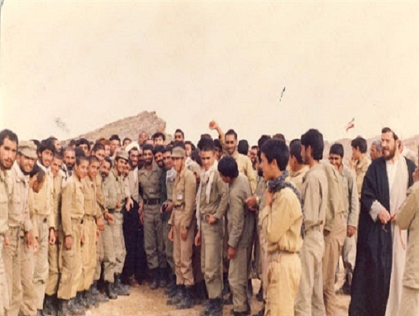حاج قاسم اخلاص در عمل داشت/ شهدا به دنبال پول و مقام نبودند