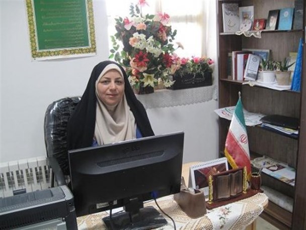 رتبه نخست مدیریت کتابخانه های عمومی استان توسط تنها رئیس زن شهرستان درمیان