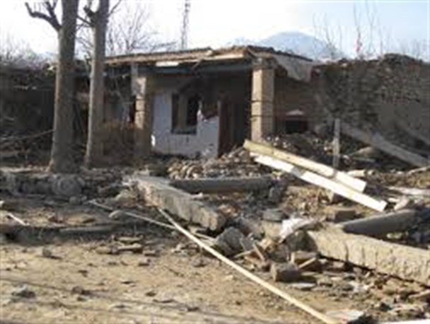 تخریب واحدهای غیرمجاز در روستای زیاران