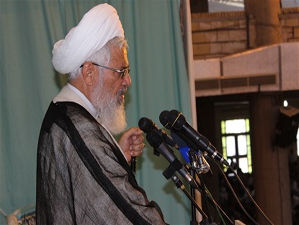 انقلاب اسلامی ایران به عنوان پرچم دار عدالت اجتماعی در منطقه است