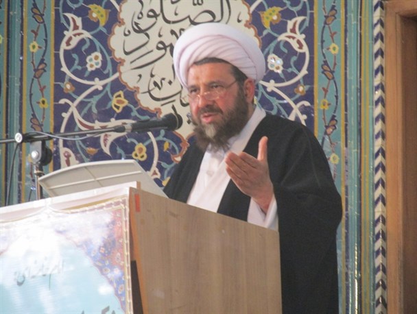 ایجاد تردید در نتایج احراز صلاحیت ها خیانت به آرمان انقلاب است/ نفوذ در مراکز تصمیم گیری و تصمیم سازی نظام اولویت اول دشمنان