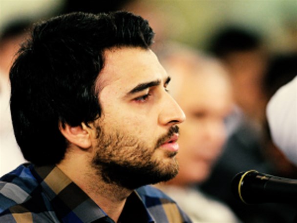 شهید زنده خطر دارد / شهید خوب همان عکس روی بیلبورد است