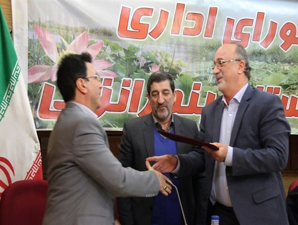 گلایه فرماندار سابق انزلی در مراسم تودیع و پاسخ صریح استاندار / فرمانداری که دادگاهی شد!