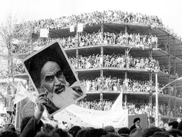 از شهدای انقلاب در کرمان چه می‌دانید؟