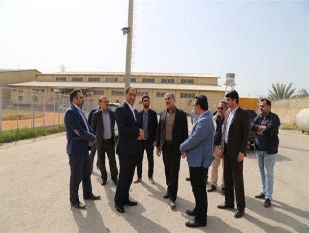 مدیر کل ورزش و جوانان استان بوشهر از ورزشگاه کنگان بازدید کرد + تصویر
