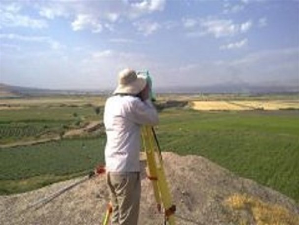 اجرای طرح حد نگاری اراضی کشاورزی در شهرستان دهاقان