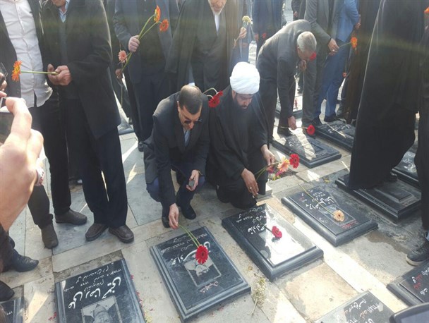 تجلیل از خانواده های شهدا و ایثارگر شهرستان پیشوا در قالب طرح سپاس+گزارش تصویری