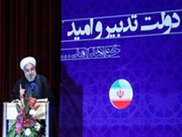 باسواد/کم سواد/سرهنگ/حقوقدان/سریع القلم/ممنوع القلم و... عباراتی از جنس اعتدال!!؟