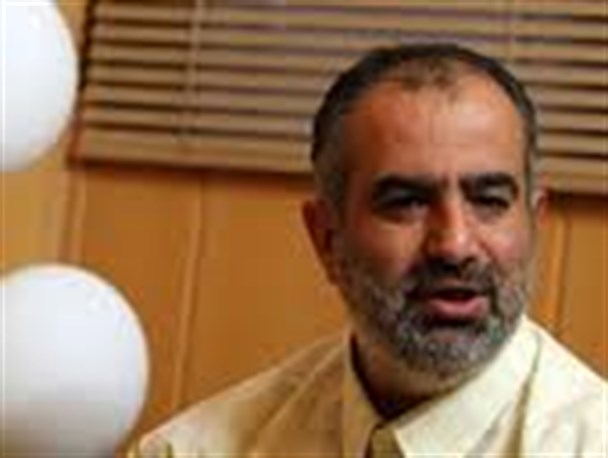 آشنا: دعوای آمریکا و اسرائیل به خاطر تدبیر دولت یازدهم است!