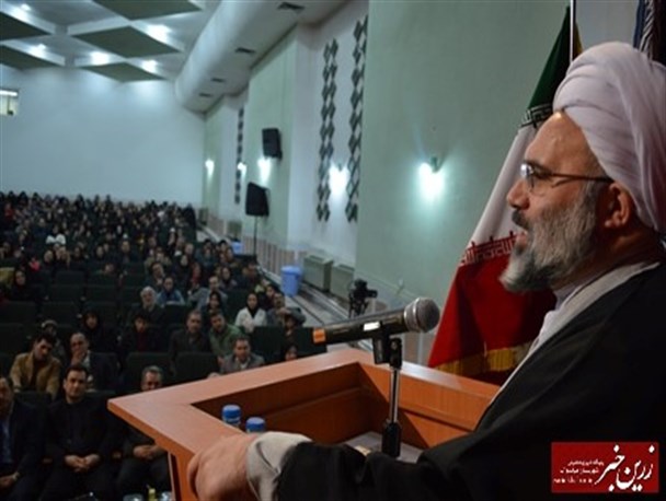 صبر و مهربانی از اصلی ترین ویژگی های پرستاران است