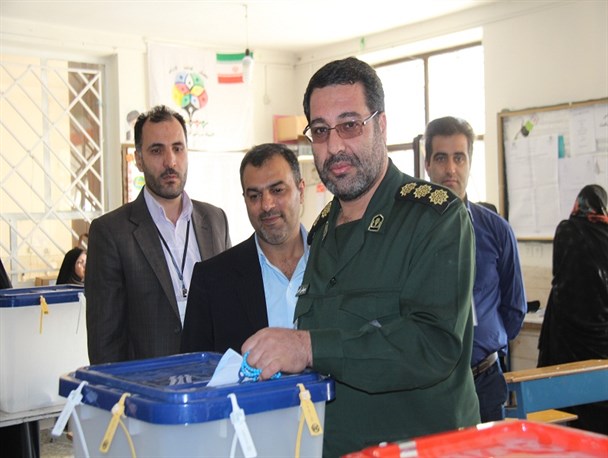 مردم عزیز ما با حضور پای صندوقهای رأی دسیسه های دشمن را خنثی کردند