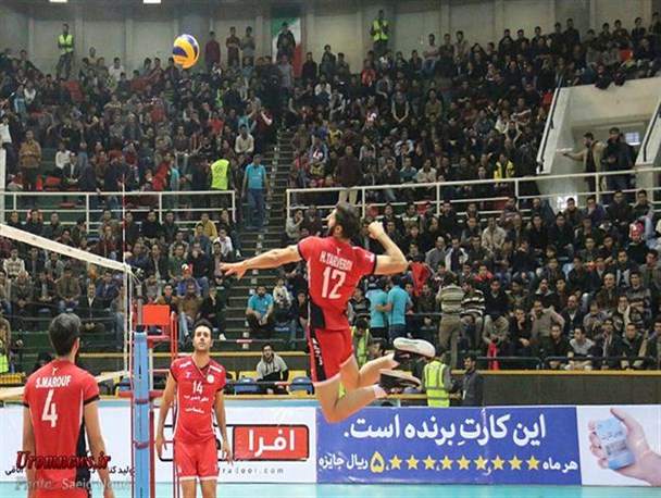 شهرداری ارومیه ترمز پیکان را کشید/برد در حضور قاضی پور، حضرتپور و بهادری