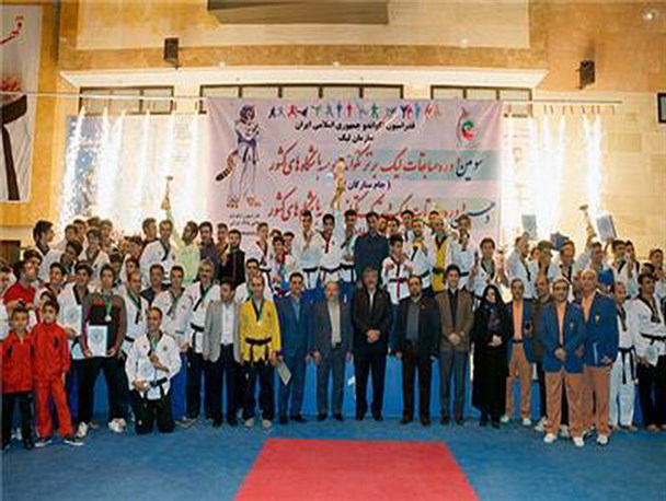 در مسابقات لیگ دسته یک پومسه تکواندو کاران استان در جایگاه چهارم ایستادند