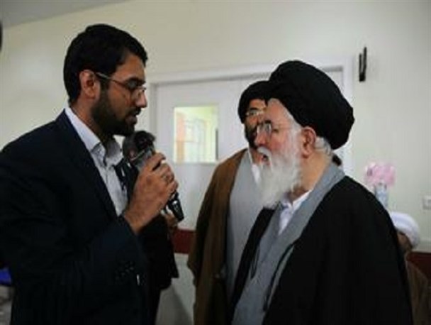 وجود آیت‌الله طبسی مانند یک لنگر کشتی تعادل شهر مشهد را حفظ می‌کرد