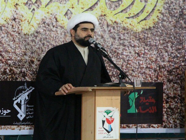 خادم زهرا(س) بودن این است که اعتقادات فرزندانمان را حفظ کنیم