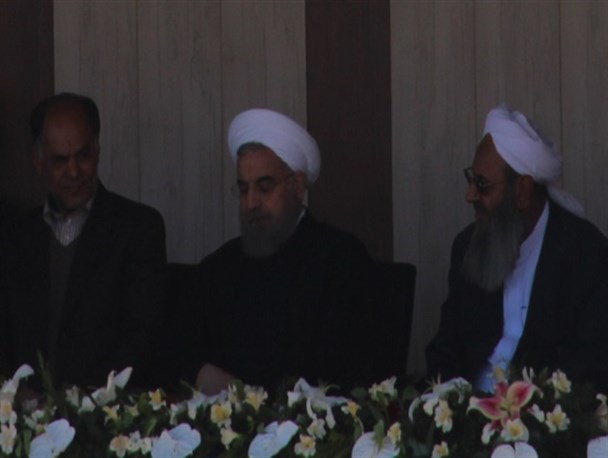 رئیس جمهور: به همت نیروهای مسلح روزگار نا امنی از سیستان و بلوچستان رخت بربسته است/ مشعل گاز در زاهدان روشن شد