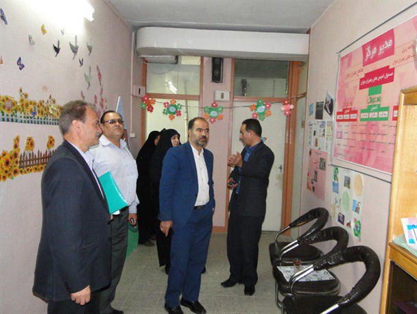 پیش بینی فضای مستقل برای مرکز سوادآموزی در برخوار
