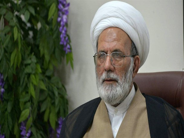 سازش و تعامل با استکبار بی معنی است/ باندبازی آفت اسلام سیاسی