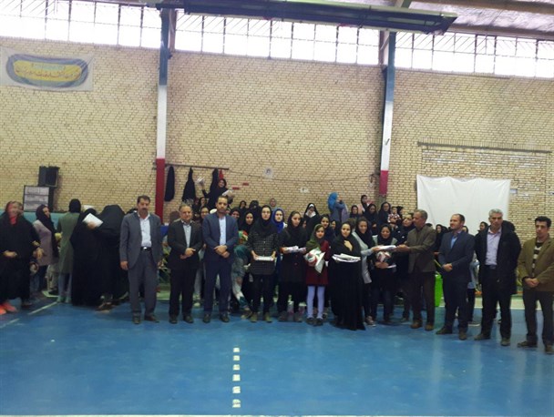 پایان مسابقات والیبال بانوان گرامیداشت دهه مبارک فجر در صفاشهر