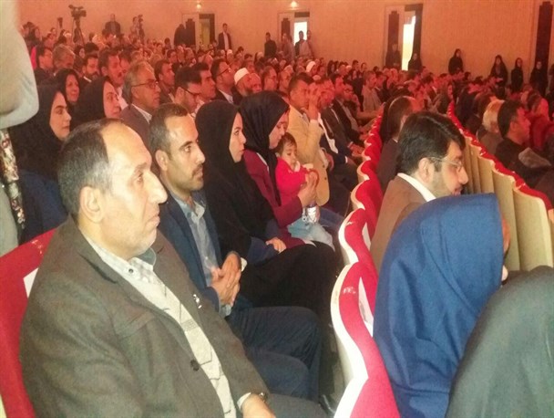 حسین آباد کارخانه قند شهرستان بهار از بین ۱۳۰۰ روستا در کشور رتبه نهم را کسب کرد