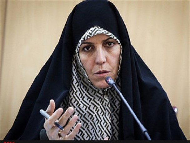 دولت توجه به منشورحقوق شهروندی را از خود و قوه مجریه آغاز کرده است