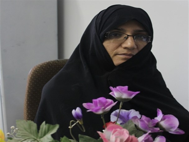 بهره مندی زائران امامزاده شاهزاده فاضل یزد از خدمات مشاوره ای در نوروز/ اعزام مبلغان به مناطق مختلف یزد