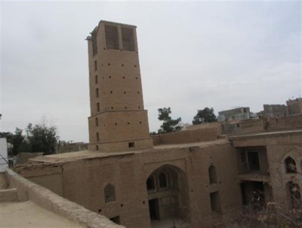 گشت و گذاری در خانه کلانتر، اثری برجا مانده از دوره قاجار