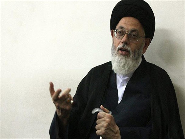 رهبر انقلاب سیاست های کلی نظام را مشخص می کنند/ برخی موضع گیری ها موجب تحریک دشمن می شود