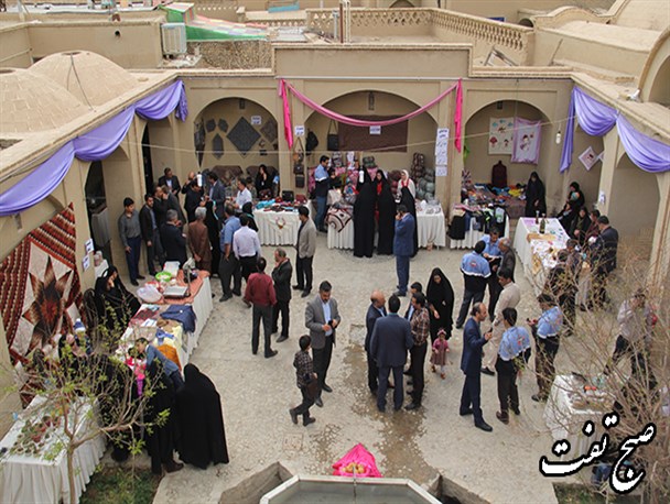 سومین جشنواره «بانوی روستا» در اسلامیه؛ جلوه ای کامل از تحقق اقتصاد مقاومتی