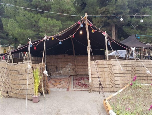 برگزاری نمایشگاه صنایع دستی و سوغات نوروزی در سیرجان/ تصاویر