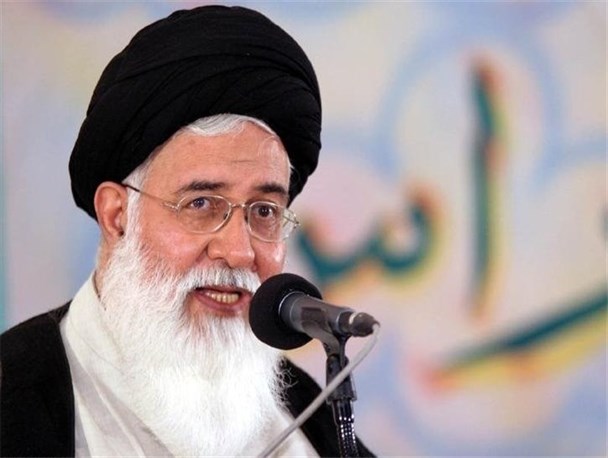 تولید و اشتغال انقلاب را قدرتمند تر می کند/ هر سکولاری دشمن اسلام است/ اقتصاد مقاومتی جنبه دفاع از دین و نظام دارد/ استیصال و بیکاری جوانان دشمن را به هدفش می رساند