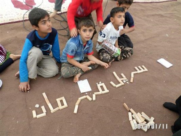 حال خوب جهادگران دانشجو با حضور در کنار مردم زلزله زده