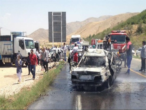 تصادف در محور بروجرد- اراک پنج کشته بر جای گذاشت