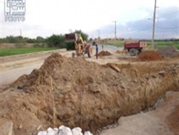 آزاد سازی معابر و اجرای طرح هادی در روستای کمال آباد