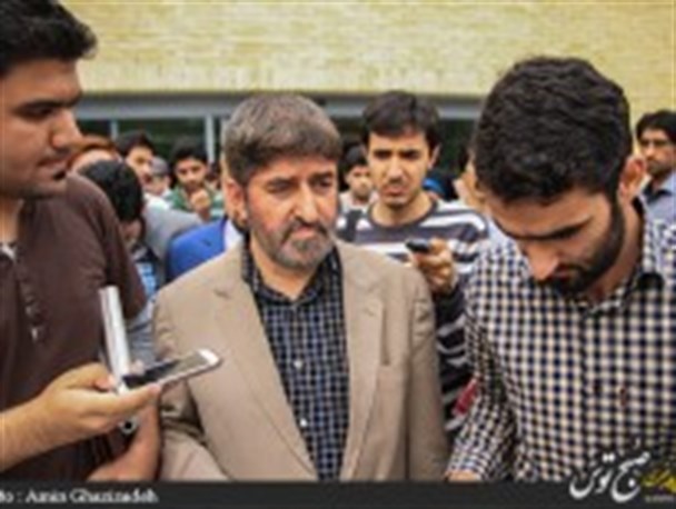 با توقیف روزنامه«۹دی» مخالف بودم/ لزوم برخورد بهتر دولت با مخالفان