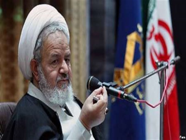 همدلی و هم زبانی از دو قطبی بودن جامعه جلوگیری می‌کند/دولت باید شعارها و میثاق های مردم را مورد توجه قرار دهد
