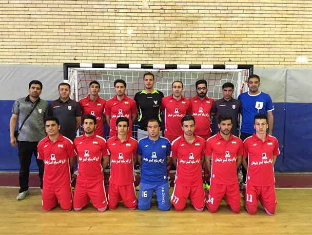تیم فوتسال دانشجویی دانشگاه آزاد اراک به فینال لیگ برتر فوتسال دانشگاه های آزاد راه یافت