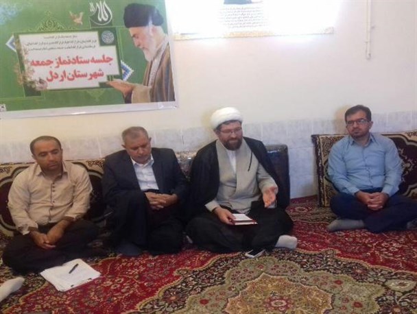 مسائل فرهنگی با بازی های سیاسی سازگاری ندارد